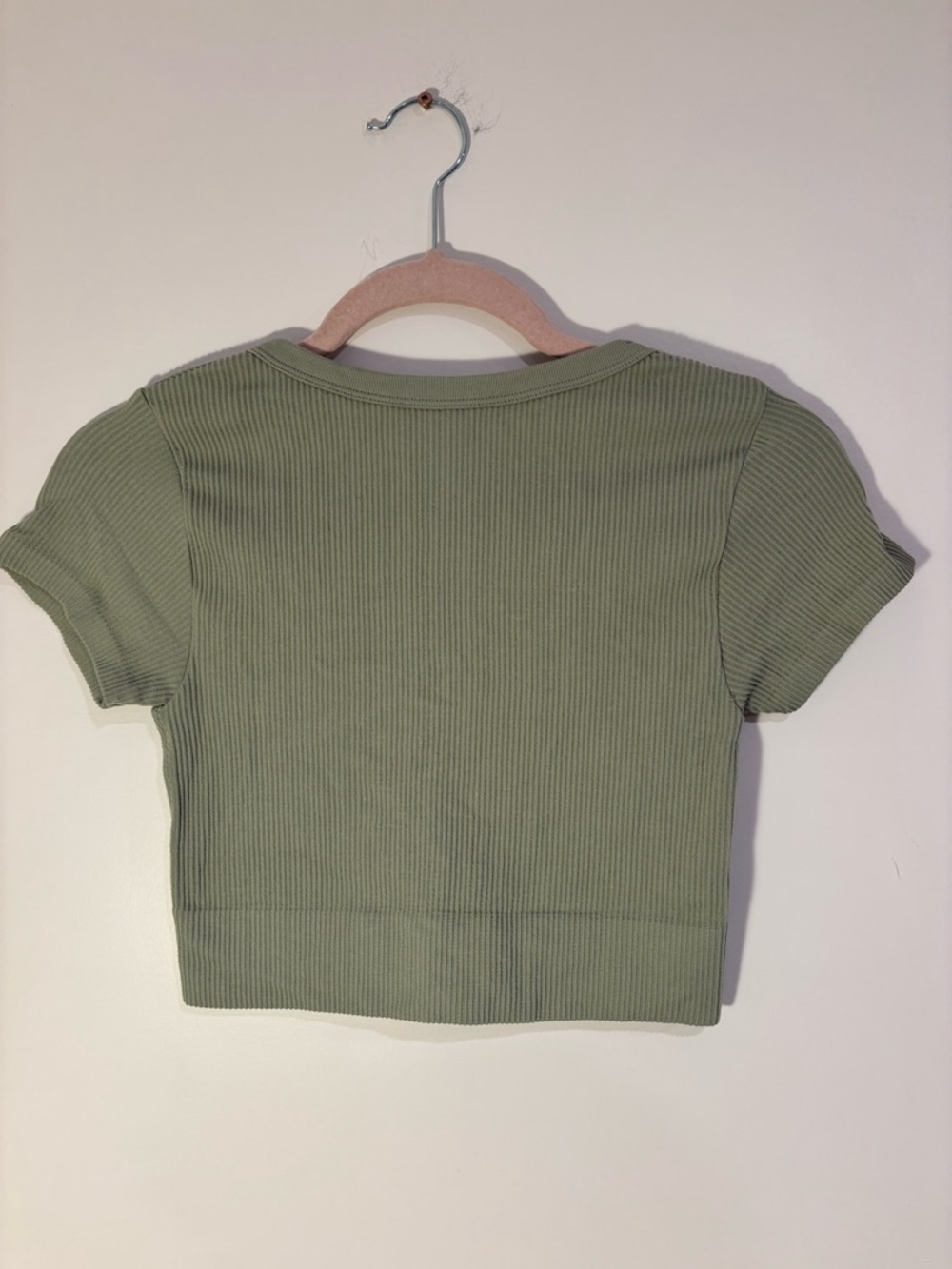Garage Women's Ribbed V-Neck Crop Top - Picture 4 of 4